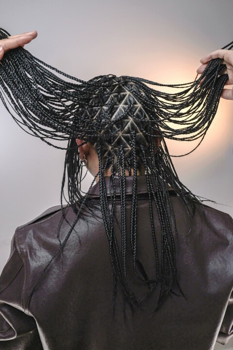 Here is a photo of triangle section box braids.