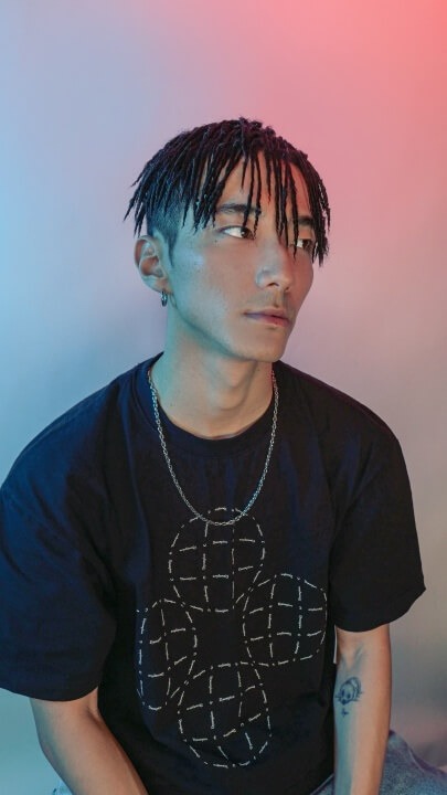 Here is a picture of a man's dreads perm.