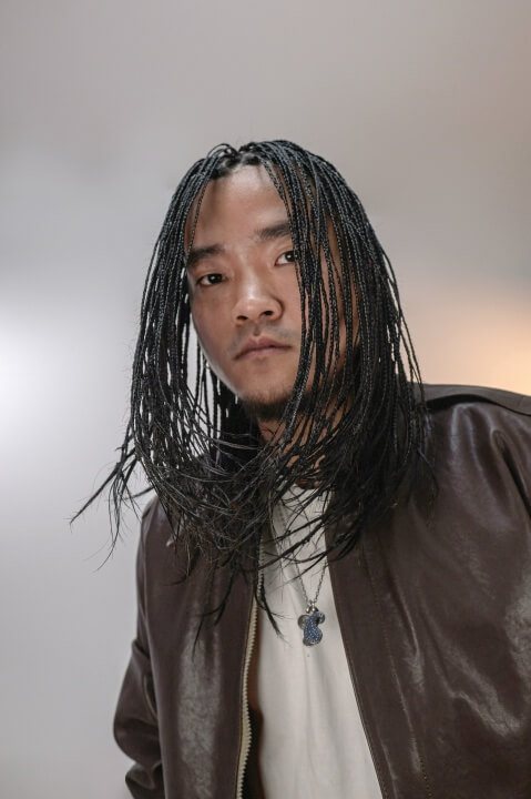 Here is a photo of triangle section box braids